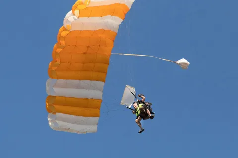 Patient’s First Skydive a Success with Help from Tidewell Team, Wishes Fund