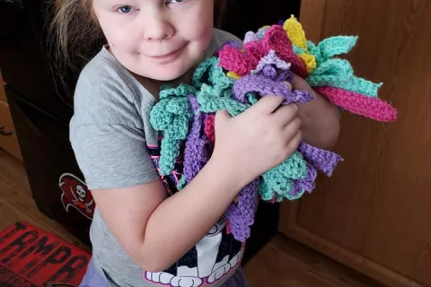 Crafting Family Gives Back To Suncoast Hospice